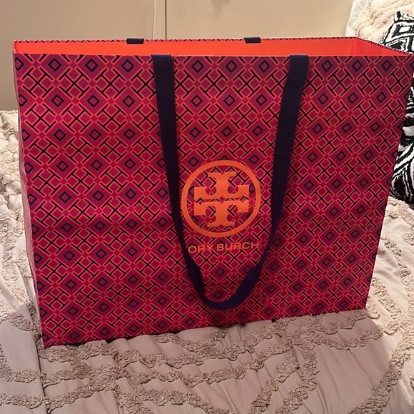 Tory Burch Gift Bag (Large Size) - Picture 2 of 5